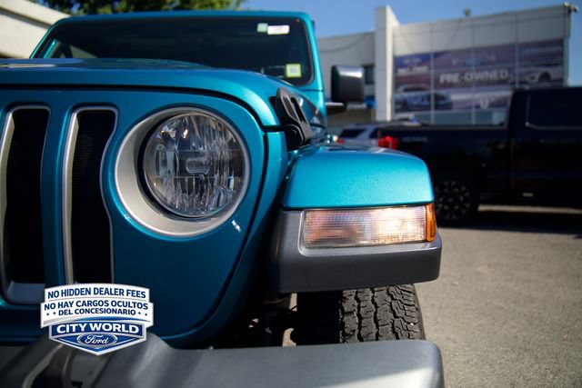 Used 2020 Jeep Wrangler Unlimited Sahara w/ Cold Weather Group AWD/4WD image 8