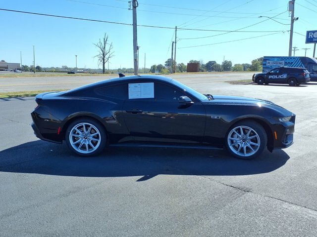 Certified 2024 Ford Mustang GT Premium RWD image 6