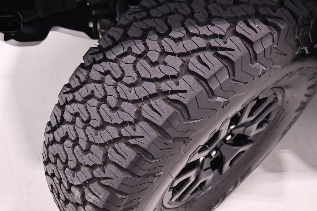 Certified 2026 Ford Bronco Raptor AWD/4WD image 42