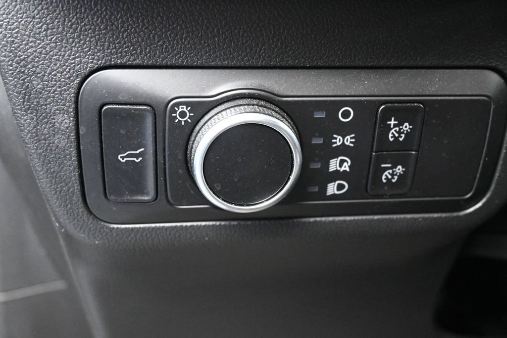 Certified 2023 Ford Escape ST-Line w/ Tech Pack #1 FWD image 11