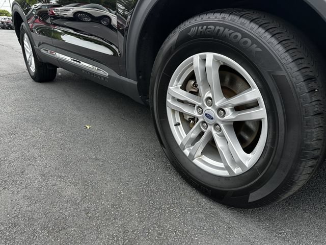 Certified 2023 Ford Explorer XLT w/ Equipment Group 202A AWD/4WD image 11