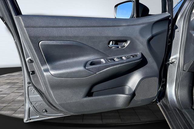 Used 2023 Nissan Versa SV image 23