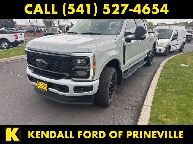 Certified 2025 Ford F350 Lariat w/ Black Appearance Package AWD/4WD image 4