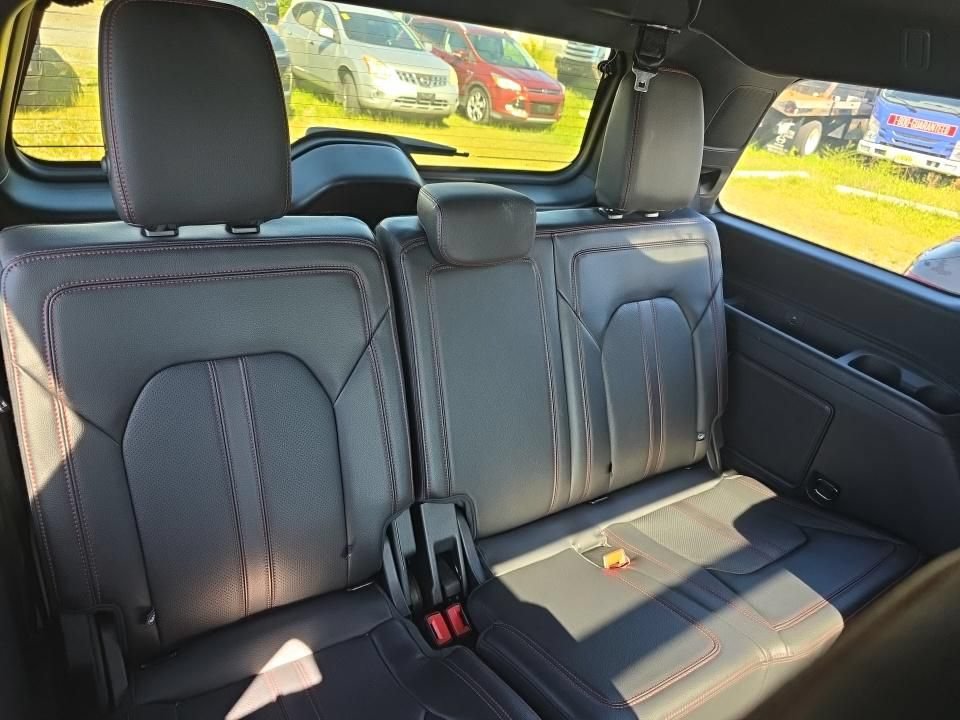 Certified 2023 Ford Expedition Limited AWD/4WD image 8