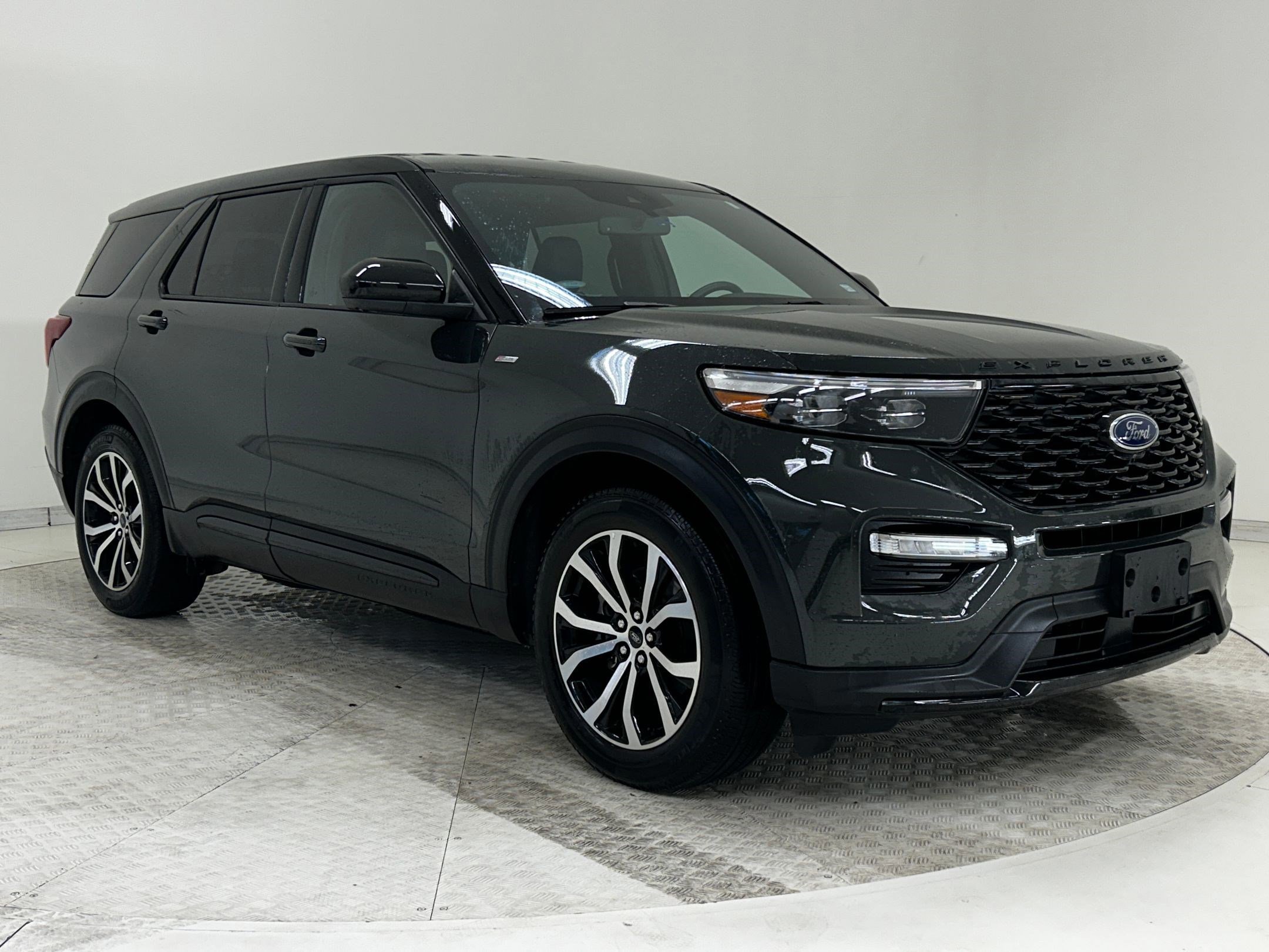 Certified 2022 Ford Explorer ST-Line image 7