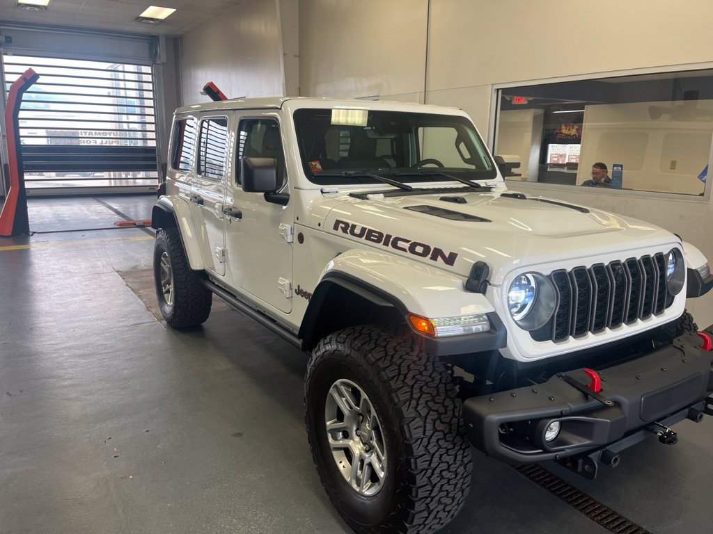 Used 2025 Jeep Wrangler Unlimited Rubicon