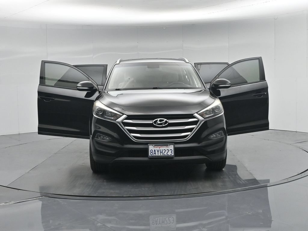 Used 2017 Hyundai Tucson SE Plus w/ Cargo Package FWD image 34