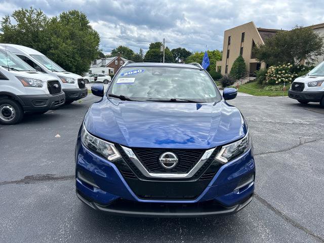 Used 2020 Nissan Rogue Sport SV AWD/4WD image 2