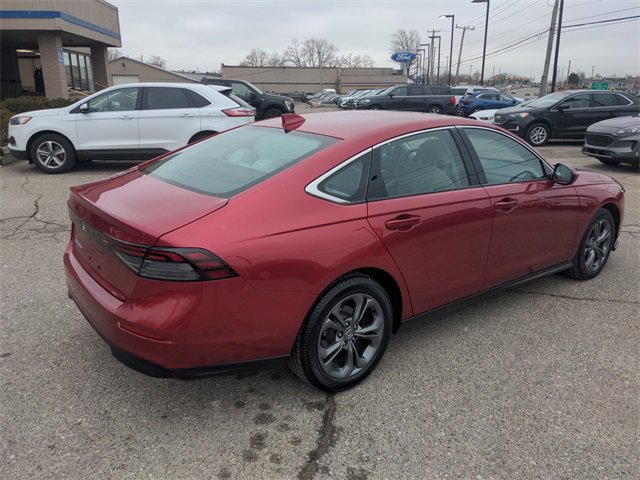 Used 2023 Honda Accord EX image 4