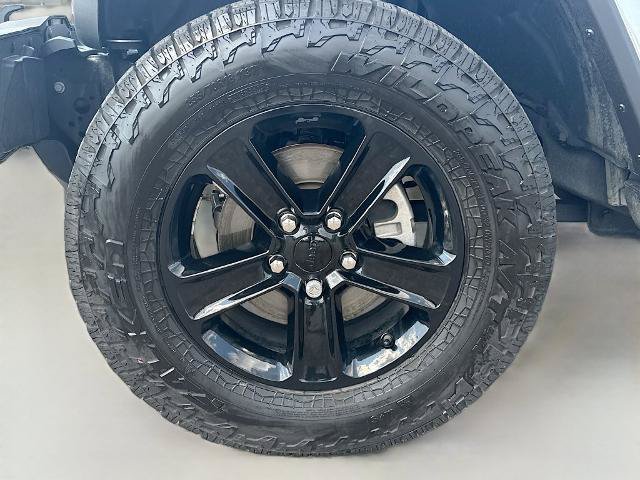 Used 2019 Jeep Wrangler Unlimited Sahara AWD/4WD image 24