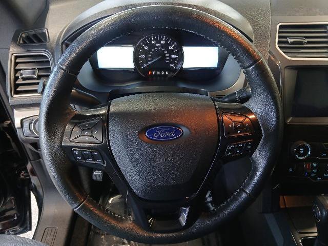Certified 2018 Ford Explorer XLT w/ Equipment Group 201A image 13