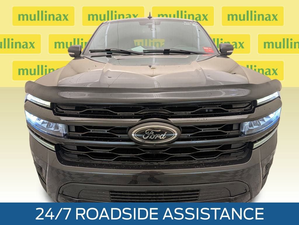 Certified 2023 Ford Expedition Limited image 8