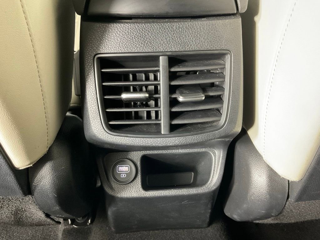 Used 2021 Kia Seltos SX w/ SX Sunroof Package image 17