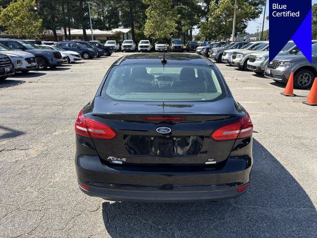 Certified 2018 Ford Focus SE FWD image 6