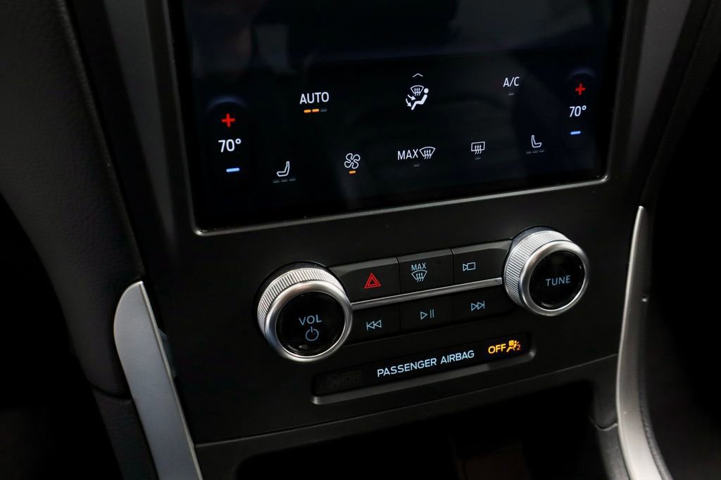 Certified 2024 Ford Edge SEL image 33