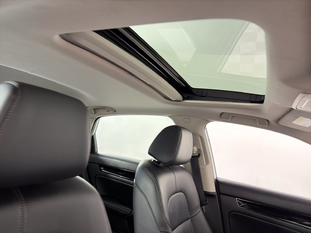 Used 2024 Honda Civic Touring image 32
