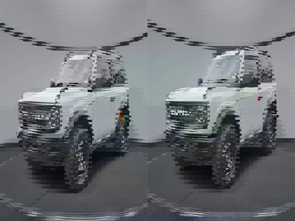 Certified 2021 Ford Bronco Black Diamond image 1