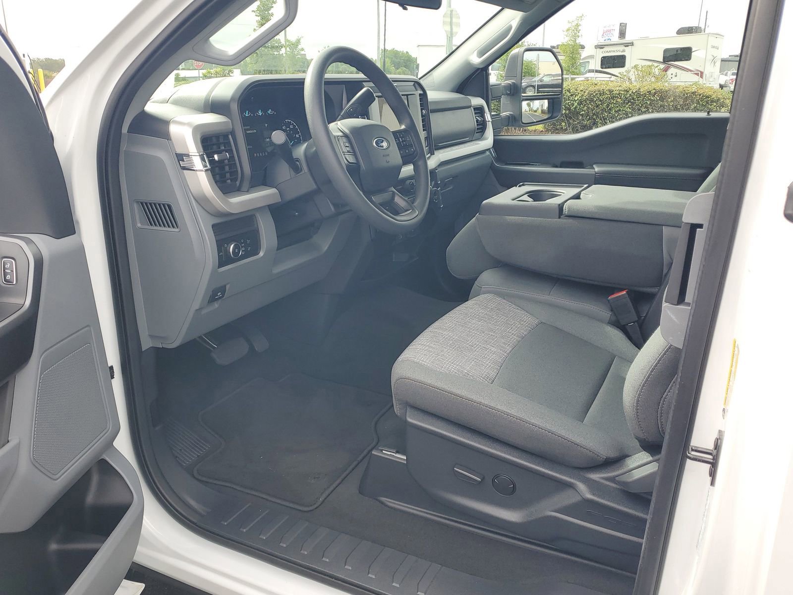 Certified 2025 Ford F350 XLT w/ FX4 Off-Road Package AWD/4WD image 10