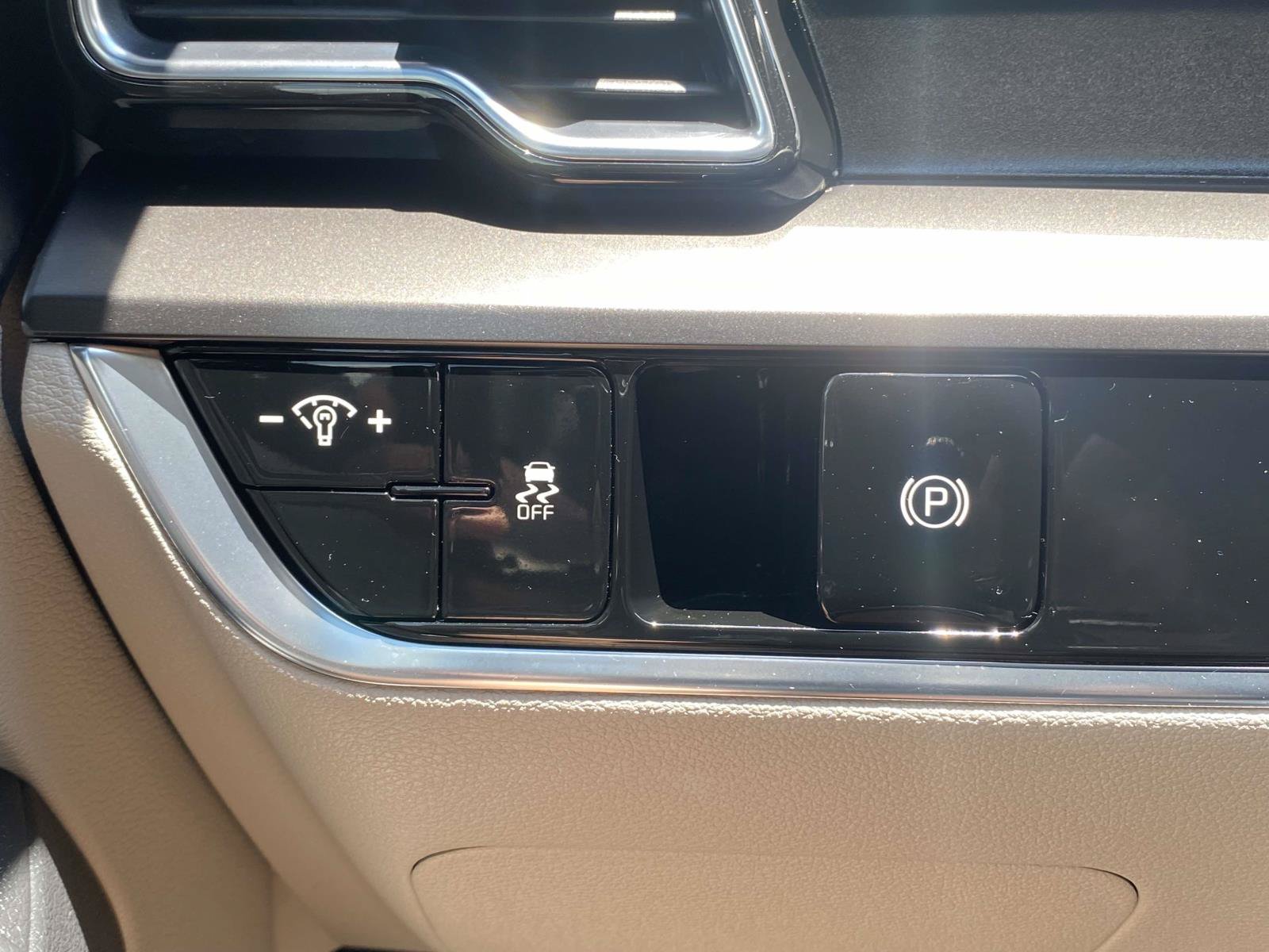 Used 2024 Kia Sportage EX FWD image 19