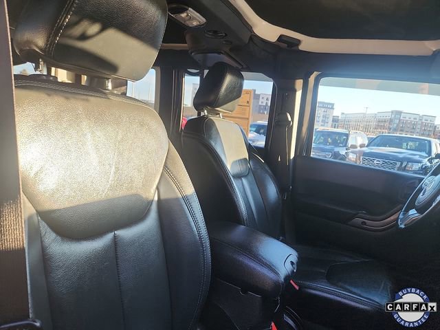 Used 2018 Jeep Wrangler Unlimited Sahara AWD/4WD image 29
