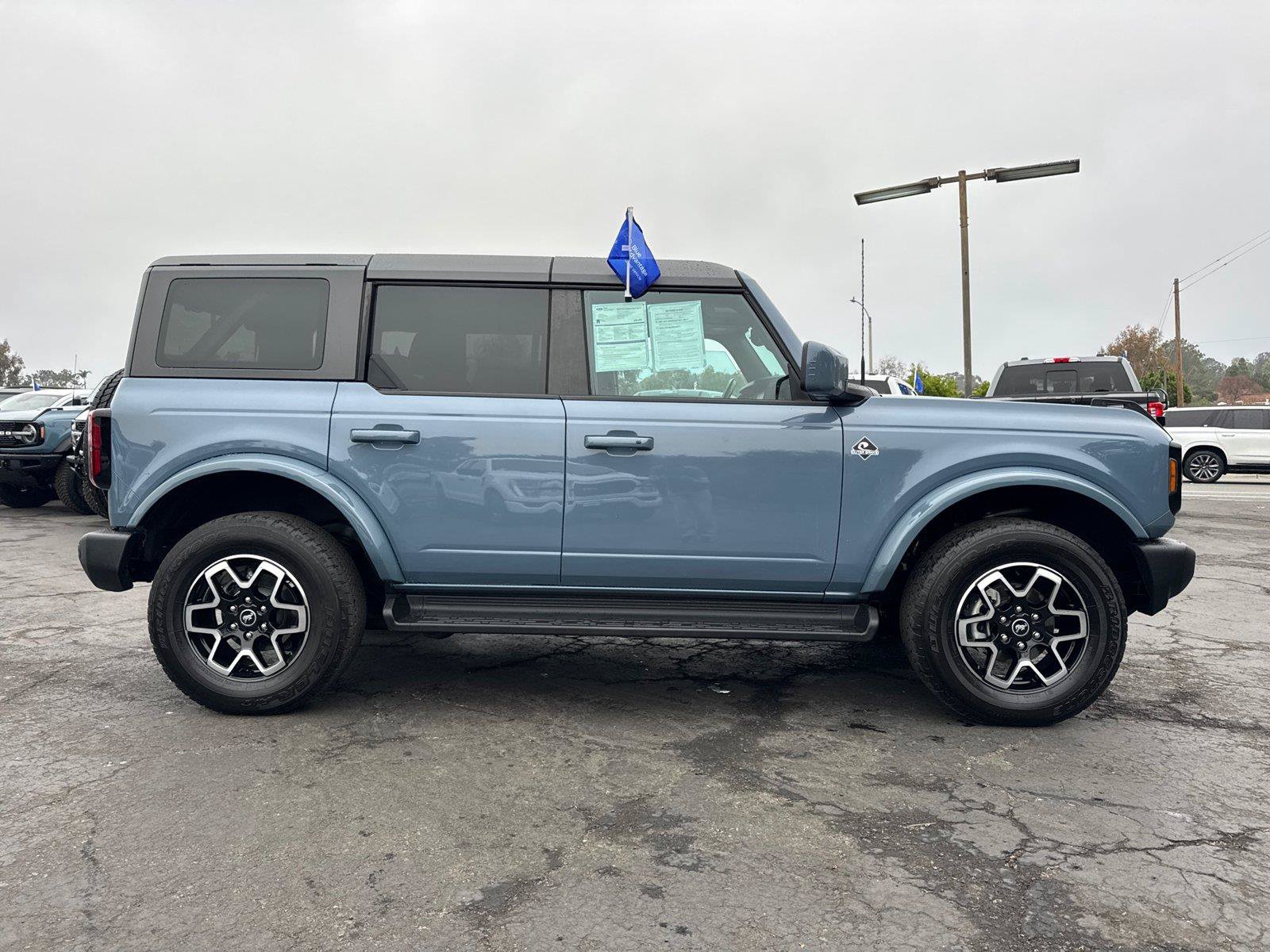 Certified 2025 Ford Bronco Outer Banks AWD/4WD image 7