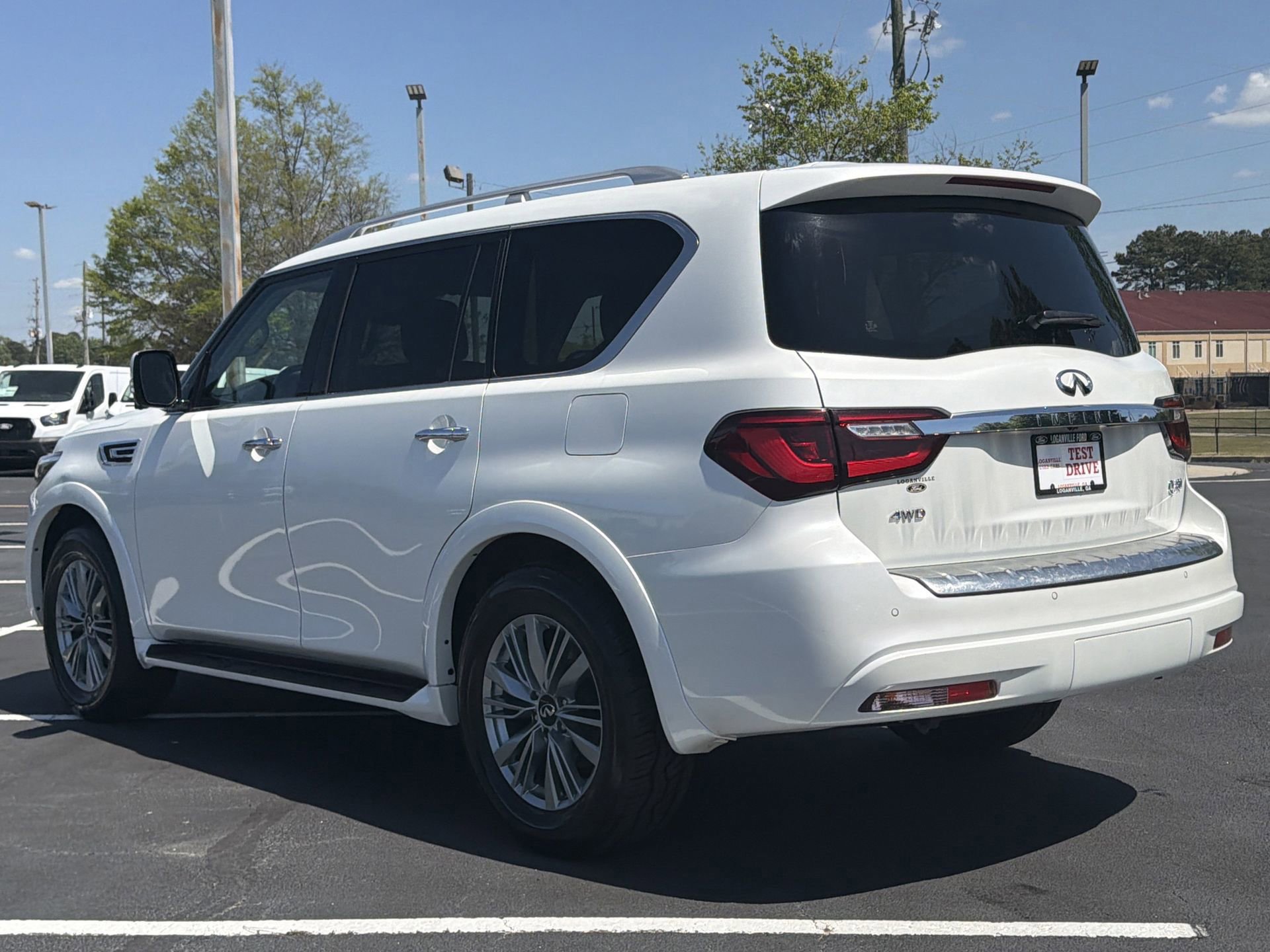 Used 2024 INFINITI QX80 Luxe AWD/4WD image 5