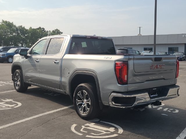 Used 2026 GMC Sierra 1500 SLT AWD/4WD image 7