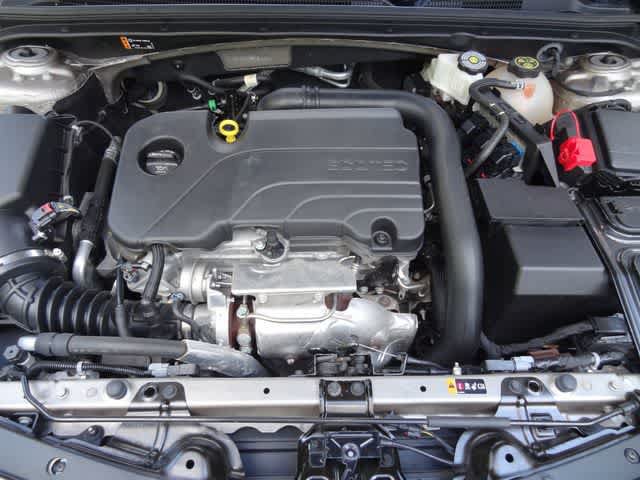 Used 2023 Chevrolet Malibu LT FWD image 32
