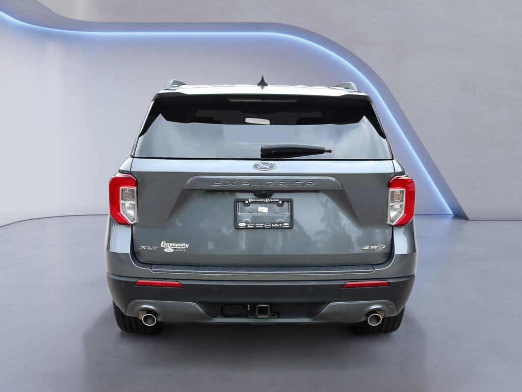 Certified 2023 Ford Explorer XLT w/ Equipment Group 202A AWD/4WD image 6