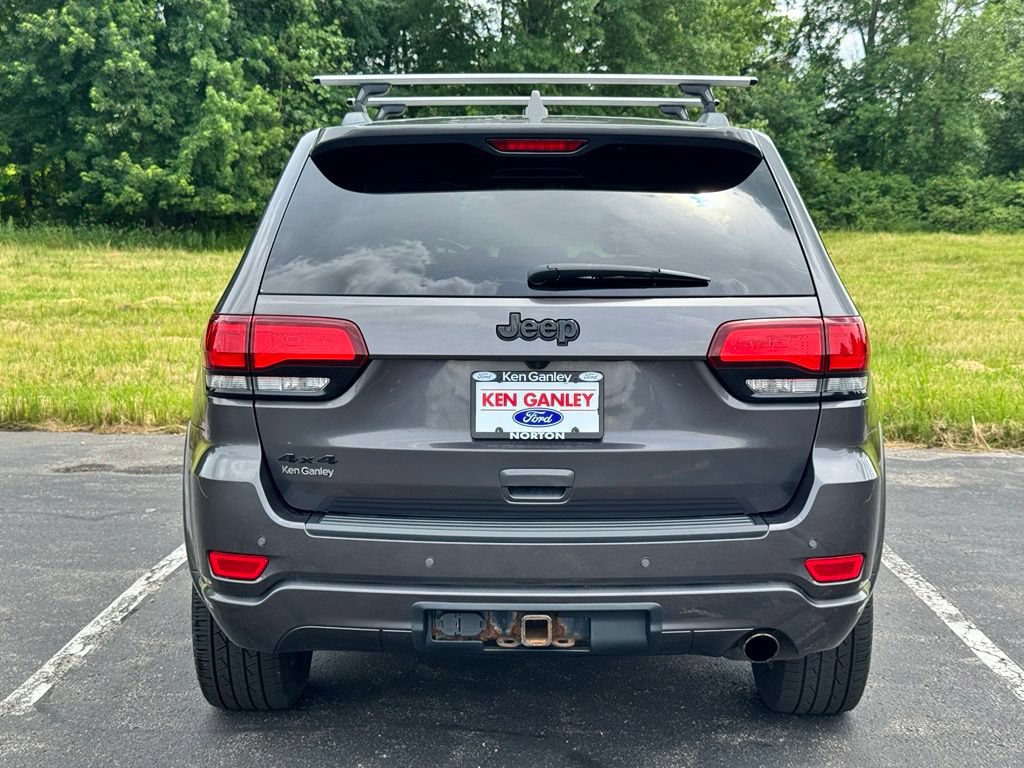 Used 2020 Jeep Grand Cherokee Altitude AWD/4WD image 10
