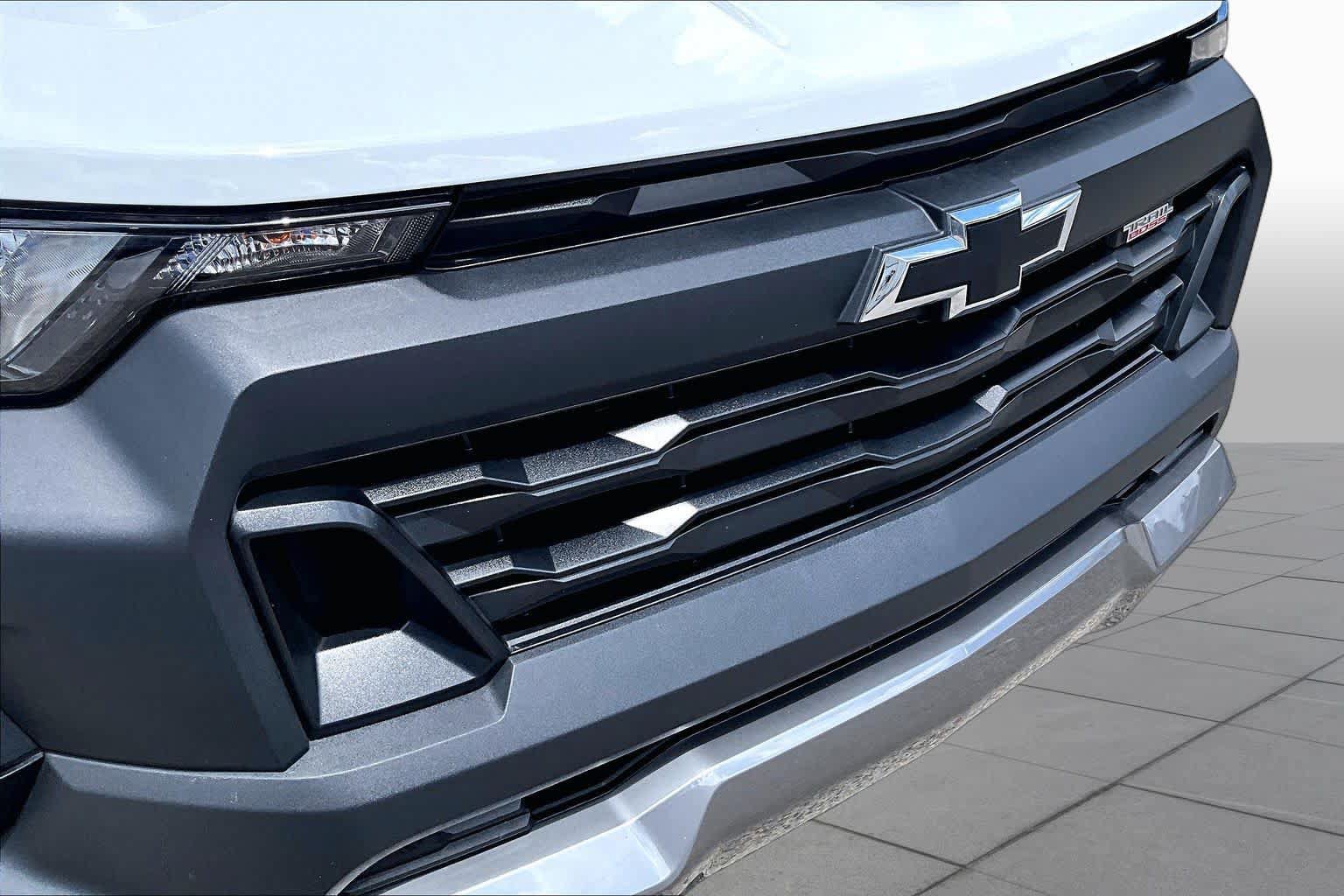 Used 2024 Chevrolet Colorado Trail Boss w/ Advanced Trailering Package AWD/4WD image 32