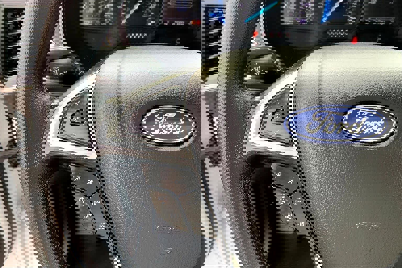 Certified 2024 Ford Edge SEL w/ Convenience Package image 21