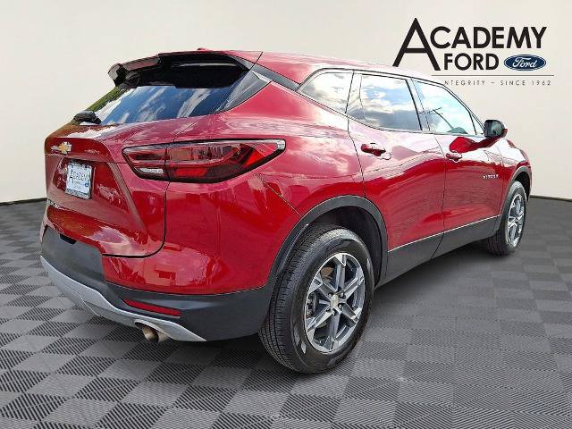 Used 2025 Chevrolet Blazer LT AWD/4WD image 6