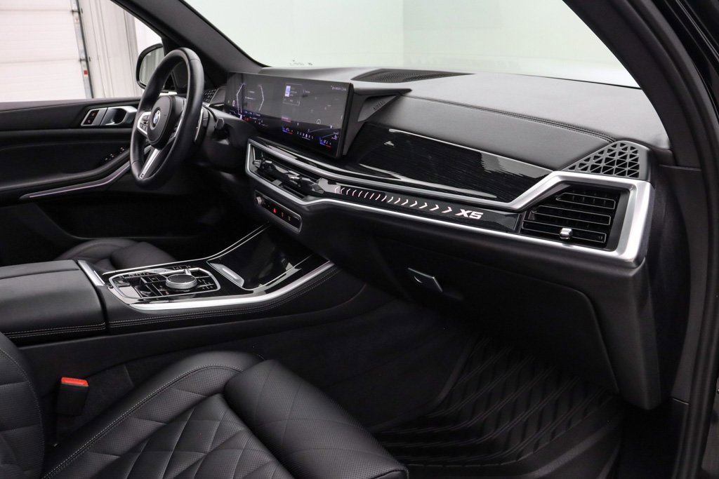 Used 2024 BMW X5 sDrive40i w/ M Sport Package image 26