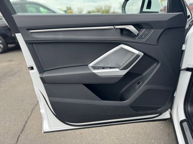 Used 2025 Audi Q3 2.0T Premium AWD/4WD image 13