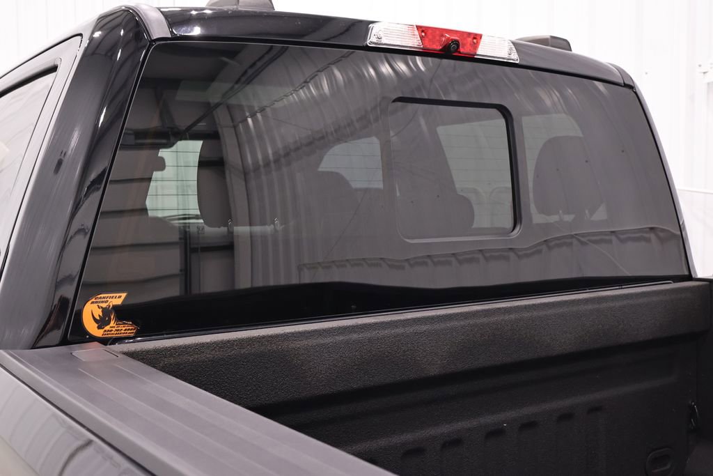 Certified 2022 Ford F350 Lariat w/ Tremor Off-Road Package image 39