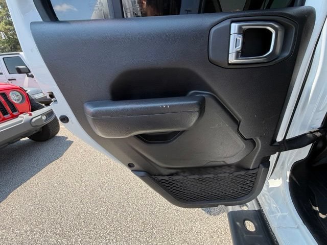 Used 2022 Jeep Wrangler Unlimited Sport AWD/4WD image 15
