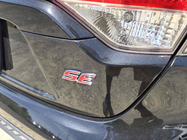 Used 2022 Toyota Corolla SE FWD image 28
