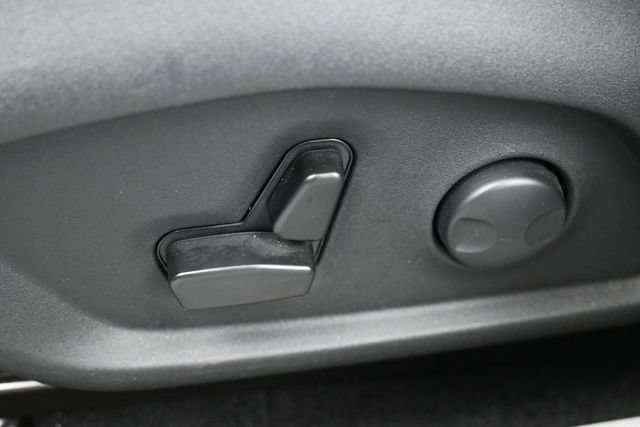 Used 2023 Jeep Compass Limited AWD/4WD image 12