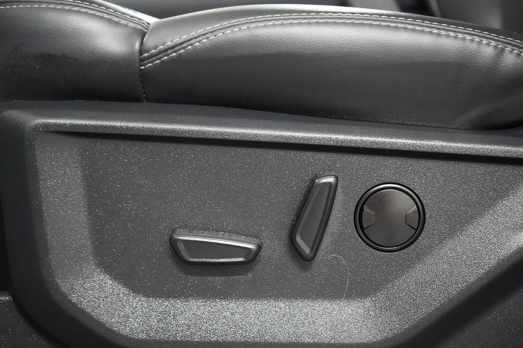 Certified 2025 Ford Expedition Platinum AWD/4WD image 18