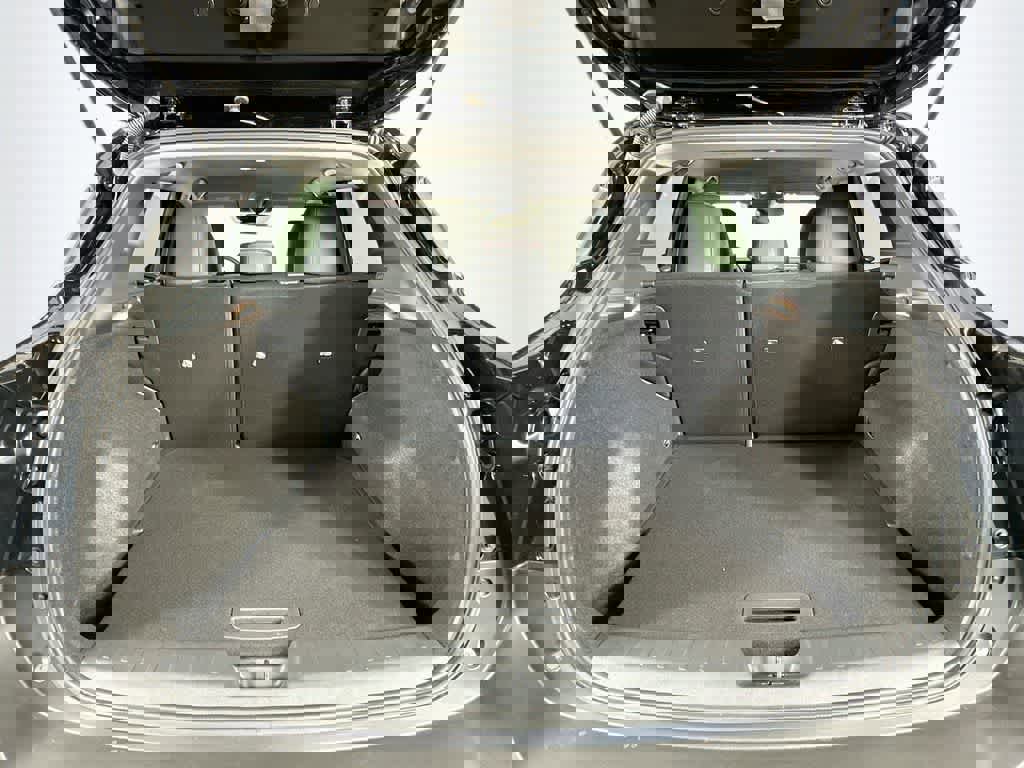 Used 2025 Nissan Kicks SR FWD image 20