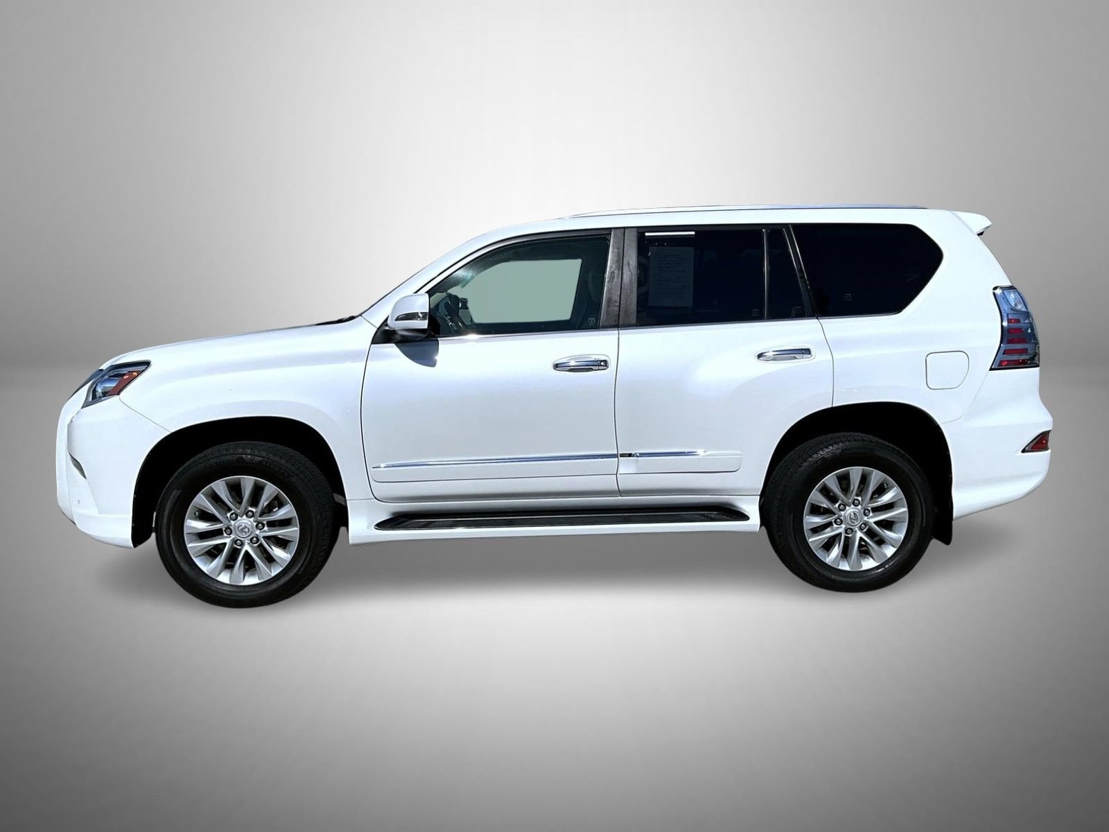 Used 2017 Lexus GX 460 Premium w/ Premium Package AWD/4WD image 8