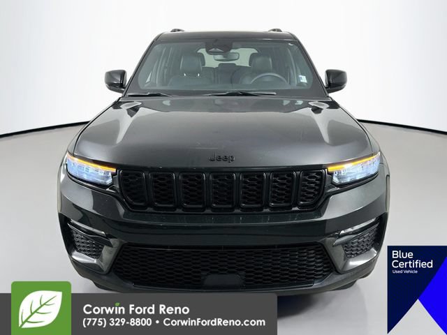 Used 2024 Jeep Grand Cherokee Limited w/ Black Appearance Package AWD/4WD image 2
