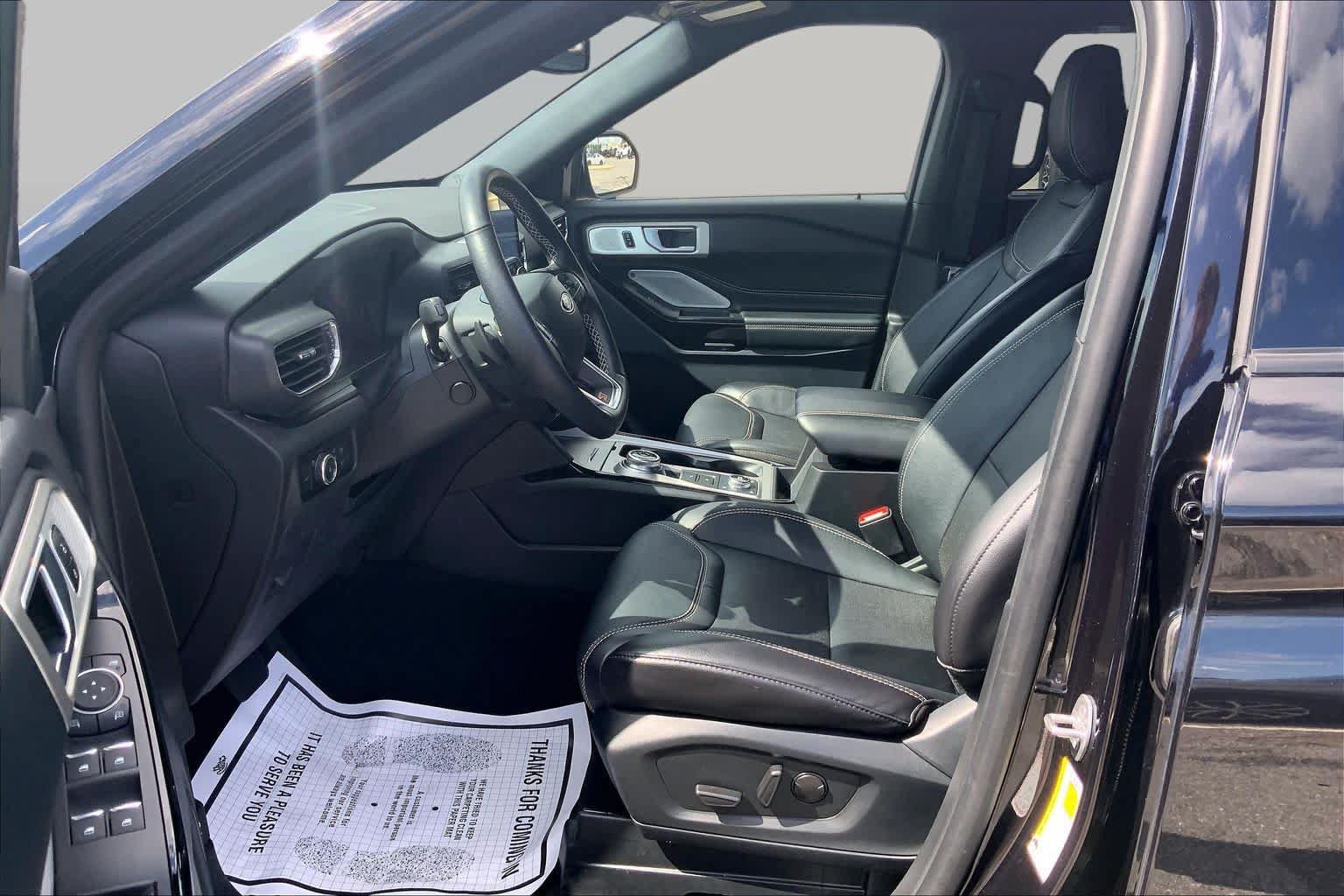 Certified 2023 Ford Explorer ST w/ Equipment Group 401A AWD/4WD image 8