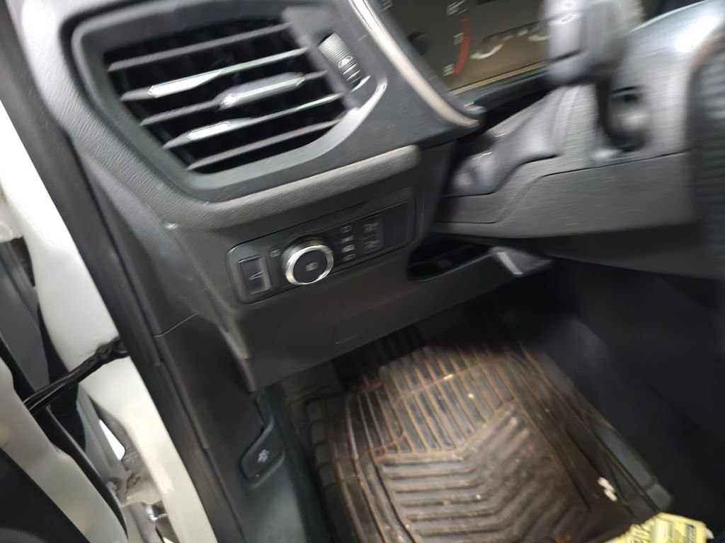 Certified 2022 Ford Escape SEL image 12