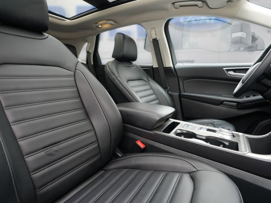 Certified 2024 Ford Edge SEL w/ Convenience Package AWD/4WD image 24