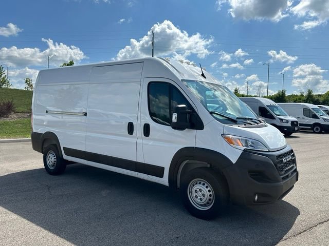 Used 2026 RAM ProMaster 2500 w/ Convenience Group FWD image 3