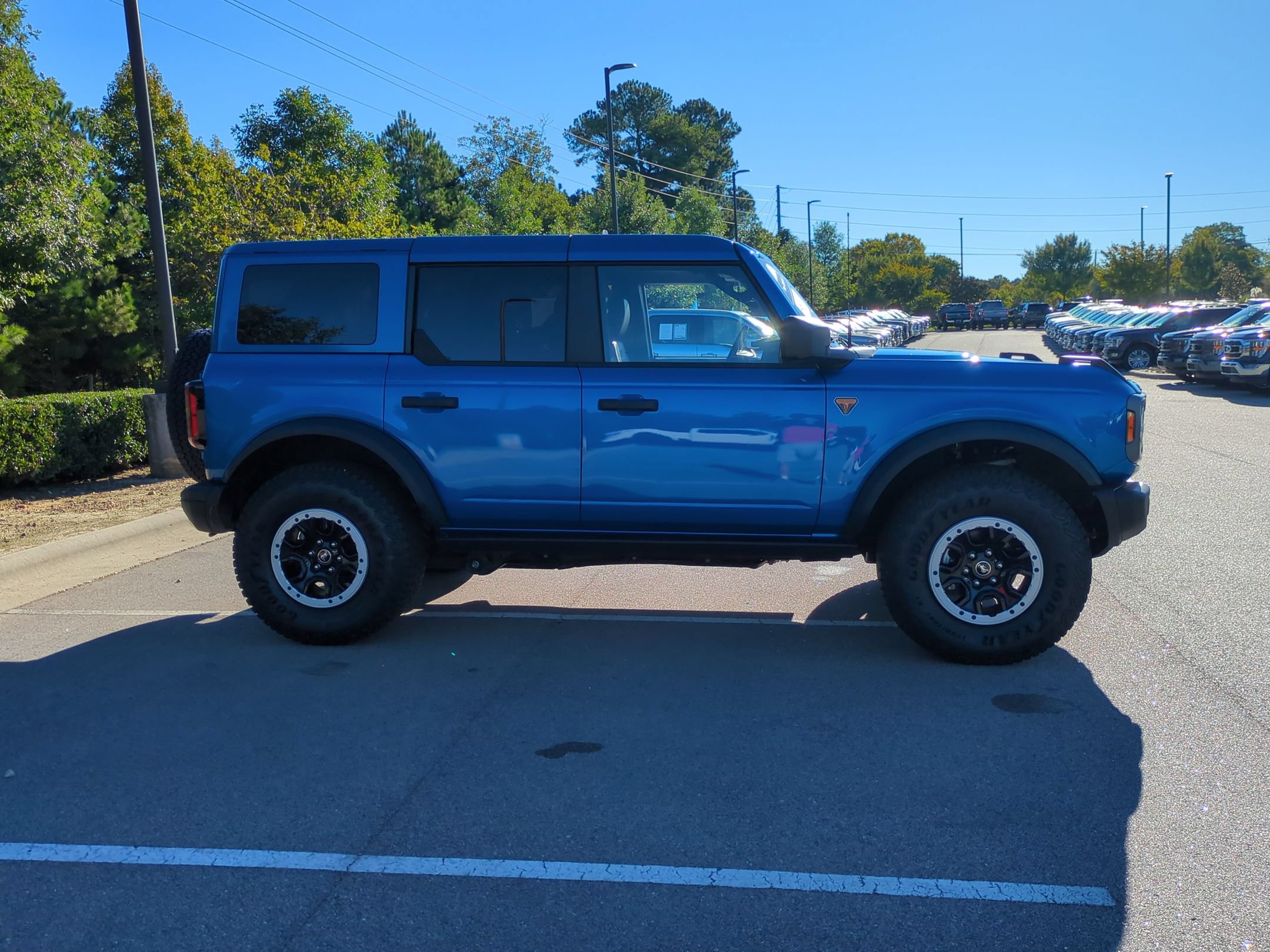 Certified 2026 Ford Bronco Badlands w/ Sasquatch Package AWD/4WD image 3