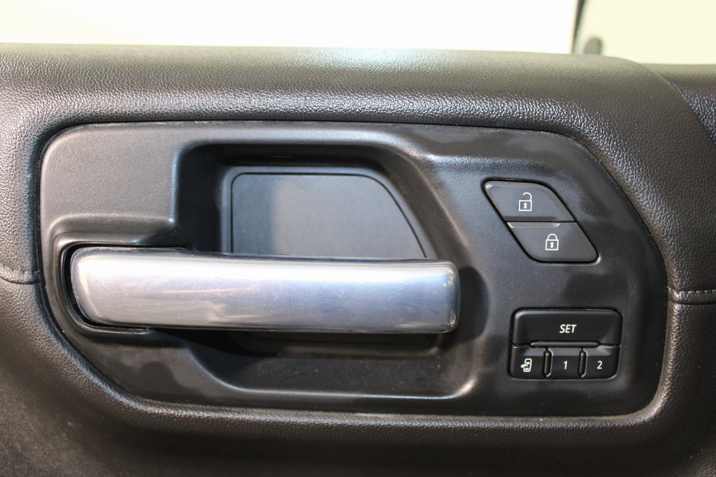 Used 2021 GMC Sierra 1500 SLT image 19