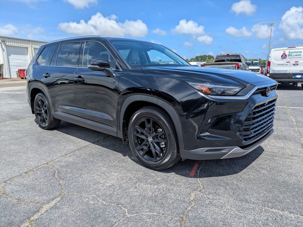 Used 2024 Toyota Grand Highlander AWD image 2